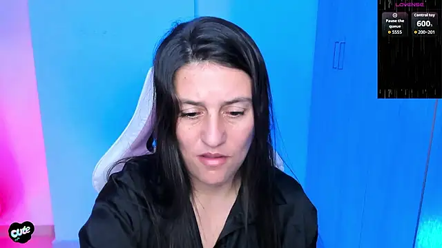 Saskyaa's cam snapshot