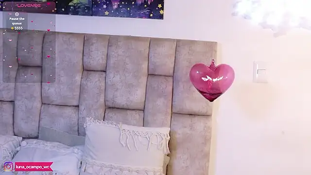 LunaOcampo_'s cam snapshot