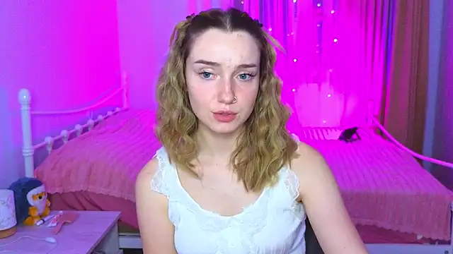 Wild_Sophie_'s cam snapshot