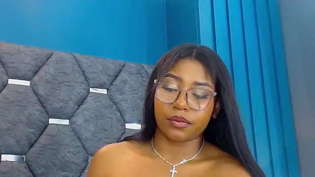 VanessaGlenn's cam snapshot