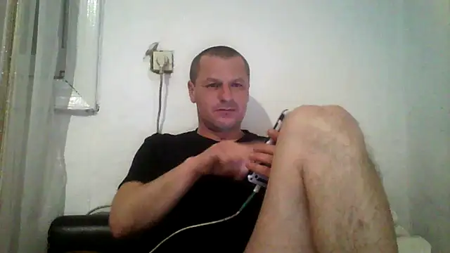 Ivan9iutt's cam snapshot