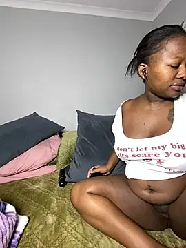 MissLola27's cam snapshot