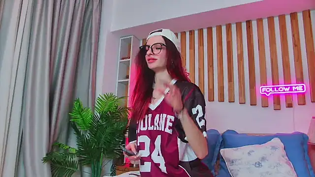 CassieFox_'s cam snapshot