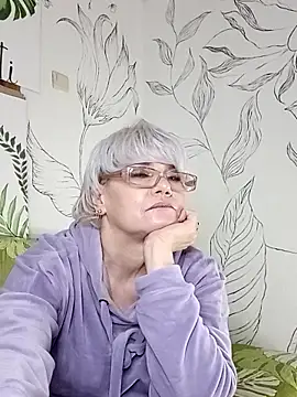 Catty_Lady's cam snapshot