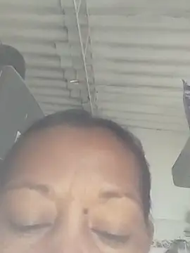 marinita13's cam snapshot