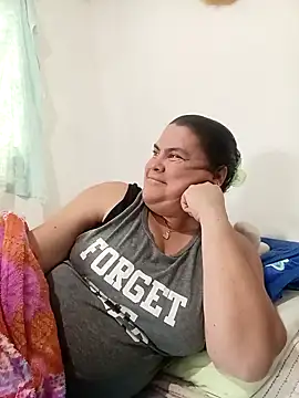 yaneth_'s cam snapshot