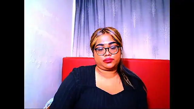 Indian_Lola00's cam snapshot