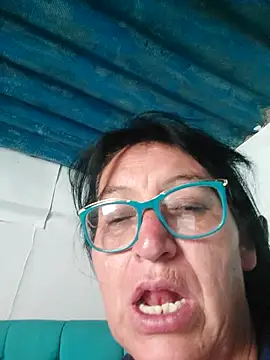 clarita_01's cam snapshot