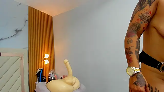 KAROLLJONES1's cam snapshot