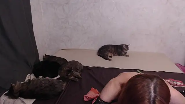 Olivia_Winston's cam snapshot