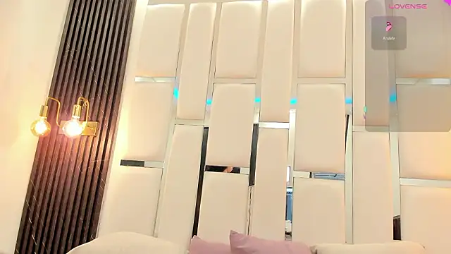 georgina_kloss's cam snapshot