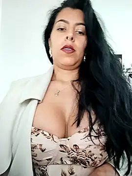 Luianna's cam snapshot