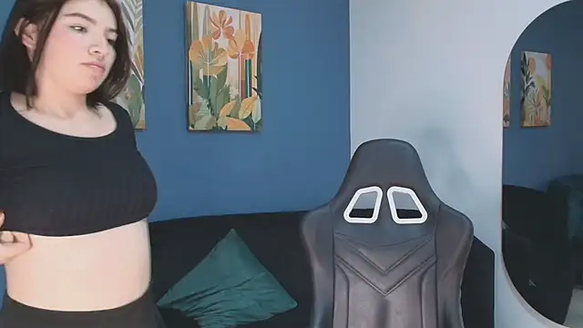 Zamira_Taylor's cam snapshot