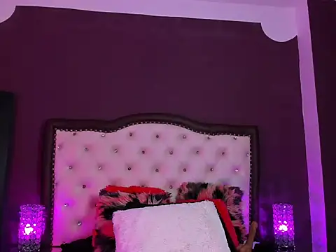 JadeRouse18's cam snapshot