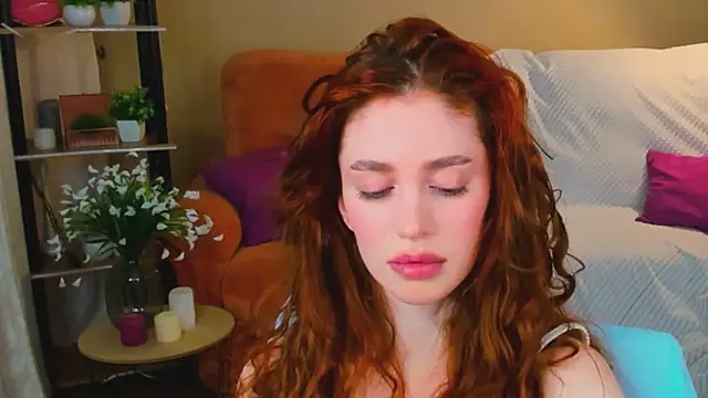 ChristinaConteeree's cam snapshot