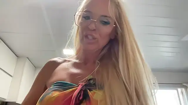 Reyna63's cam snapshot