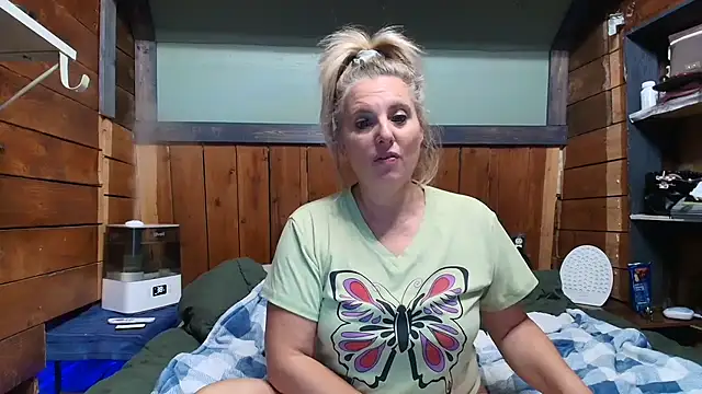 lisaxlovexxx's cam snapshot