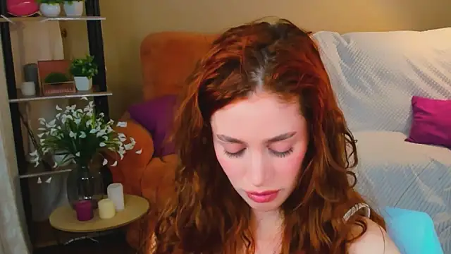 ChristinaConteeree's cam snapshot