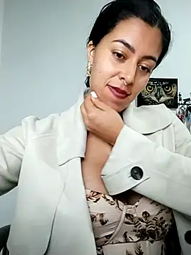 Luianna's cam snapshot