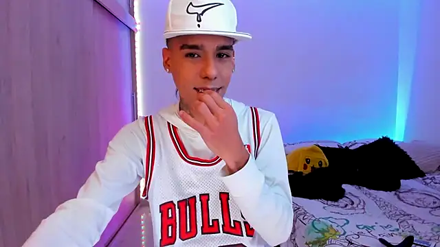 Damianwhite live sex cam