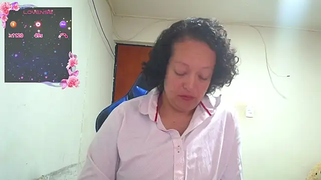 Miss_Oriana's cam snapshot