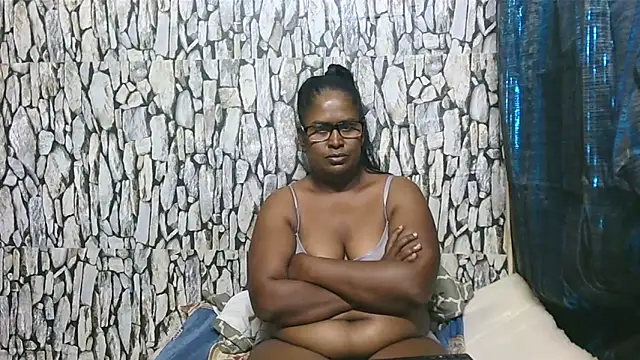 Exotic_indian95's cam snapshot