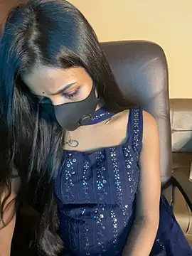 its_ur_flora's cam snapshot