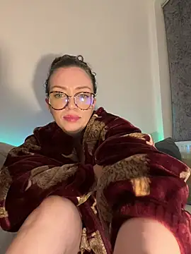 FemDom_RubyKnightXXO's cam snapshot