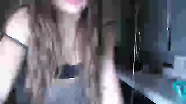 delightful_sofi's cam snapshot