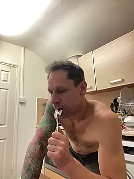 Yourhotboy_42 live sex cam