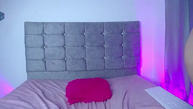 Valen_luxx's cam snapshot