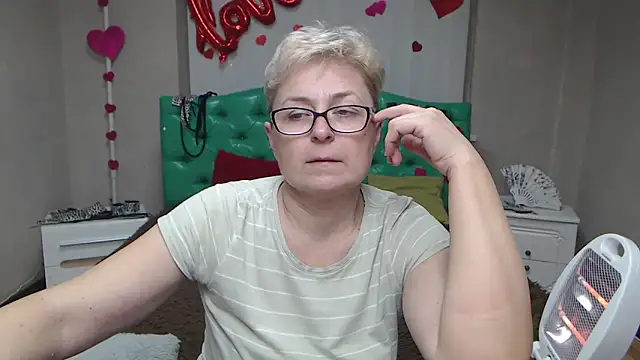 EmiliaGree's cam snapshot