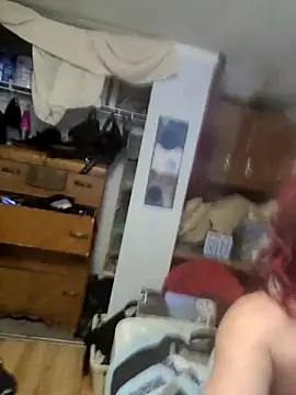 MaddyC6992 live sex cam