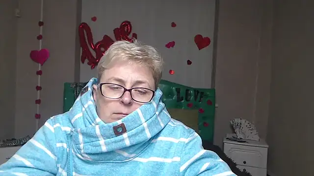 EmiliaGree's cam snapshot