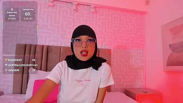 naishaa_'s cam snapshot