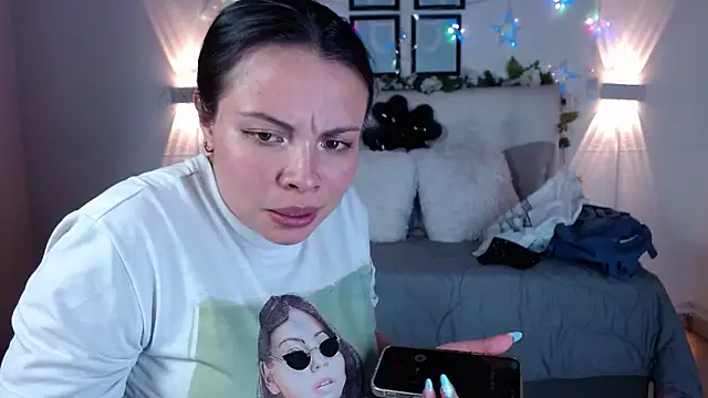 Megan_05_'s cam snapshot