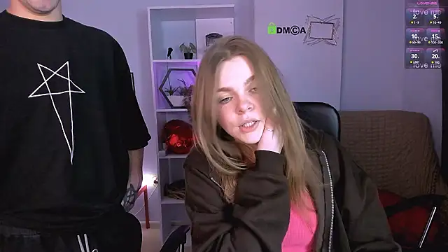 veronica_bubble's cam snapshot