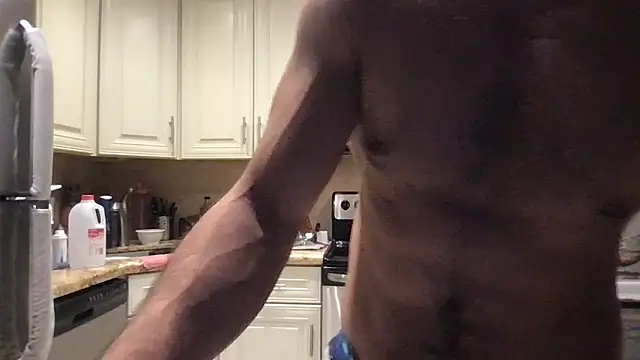 BigGuyMuscle's cam snapshot