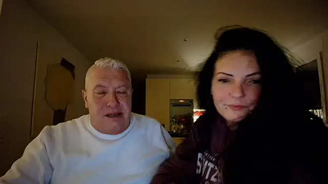 Kinky_Couple69's cam snapshot