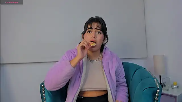 Valery_jame's cam snapshot