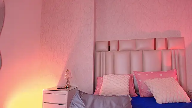 alanarose18's cam snapshot