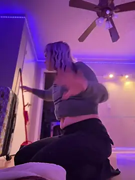 Cutiepiespanks's cam snapshot