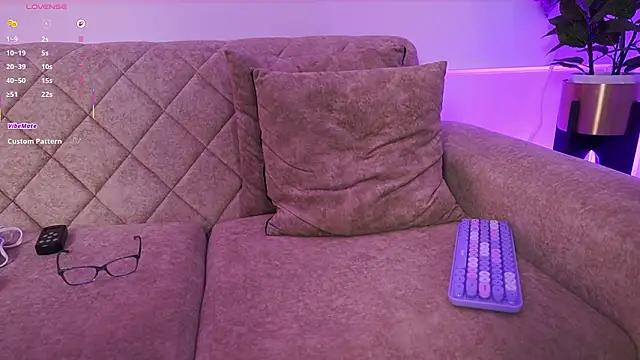 BillieBrownn's cam snapshot