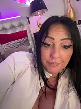 TiffanyRoxx live sex cam