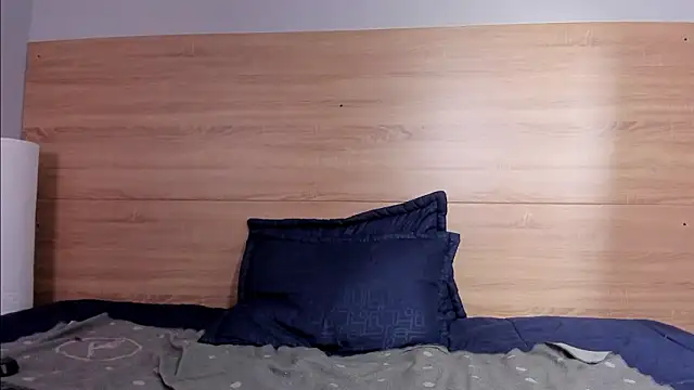 bulma_bambina_'s cam snapshot