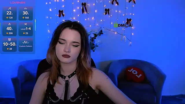 liana_kisses's cam snapshot