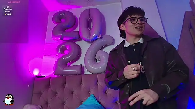 PepperTwink's cam snapshot