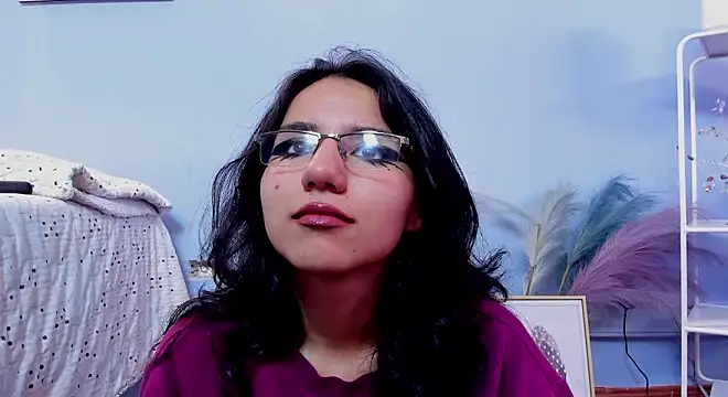 HollyPeach's cam snapshot