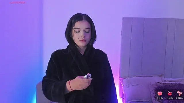 kaylarossi's cam snapshot