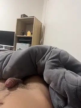 Omar472 live sex cam